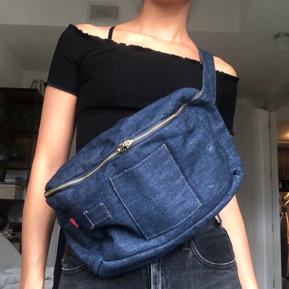 Levi’s shoulder bag with strap- one of the kind !